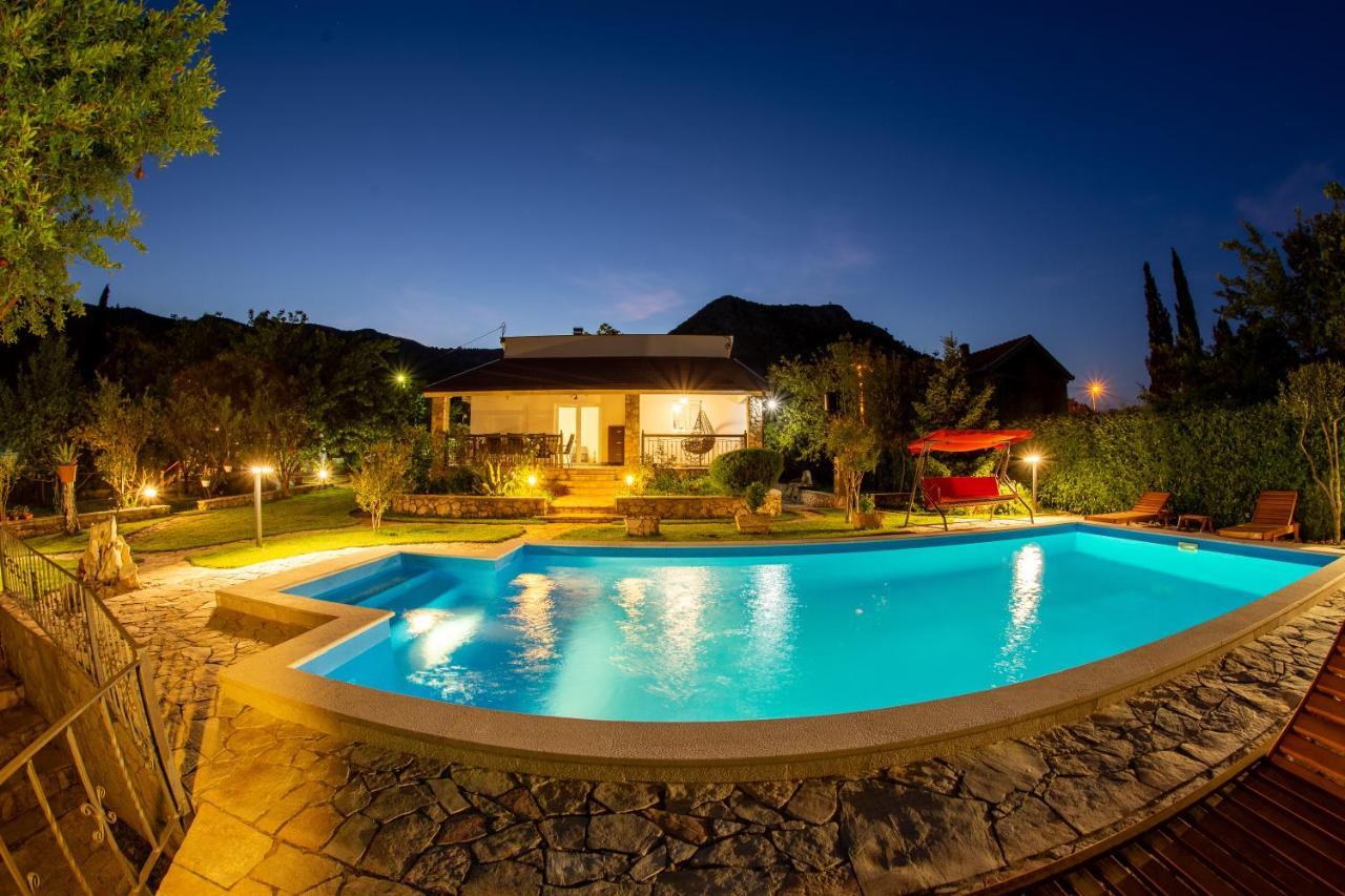 Villa Gana Buna Exterior foto
